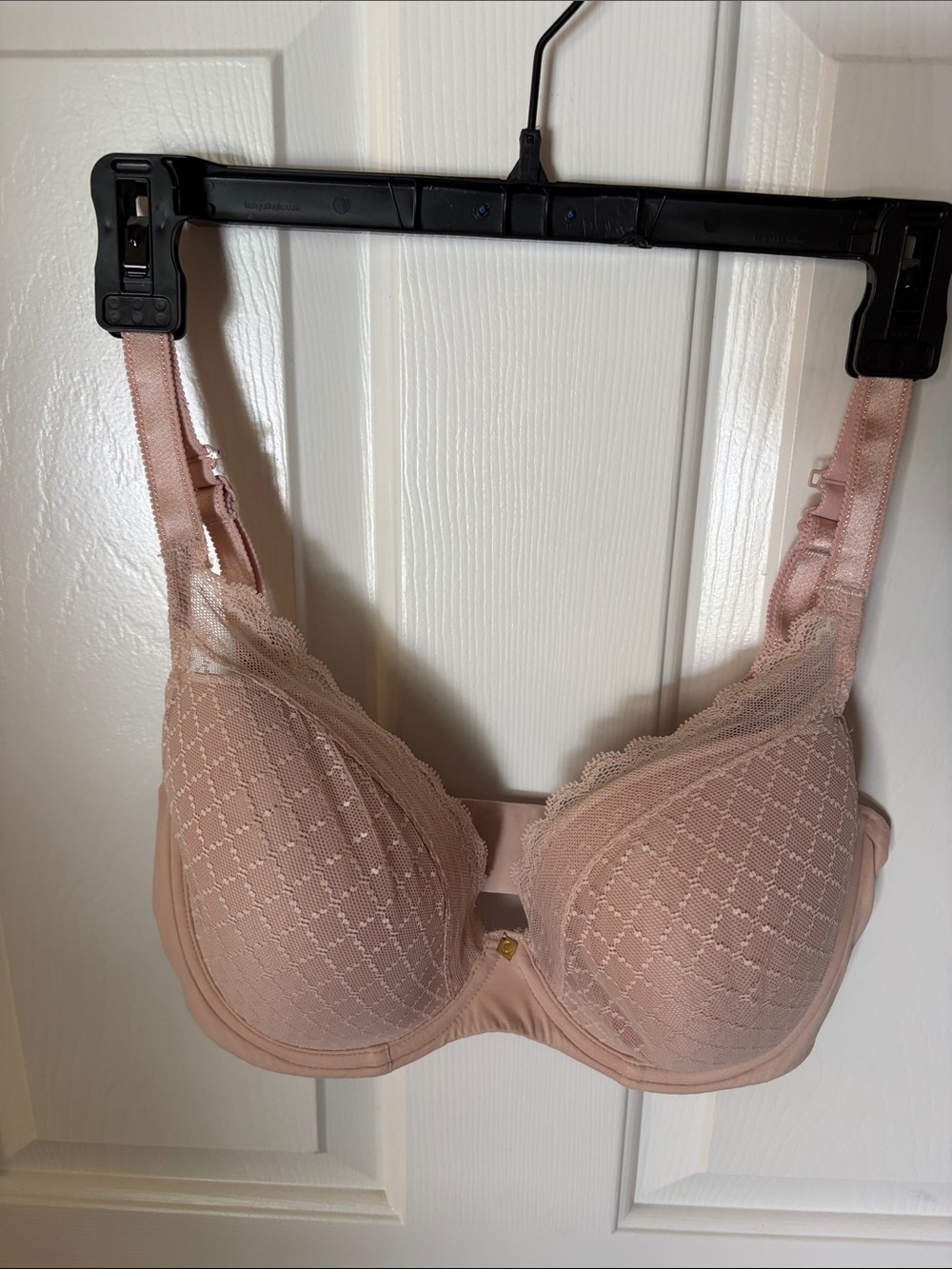 Chantelle Lace Convertible Underwire Bra in Blush Pink